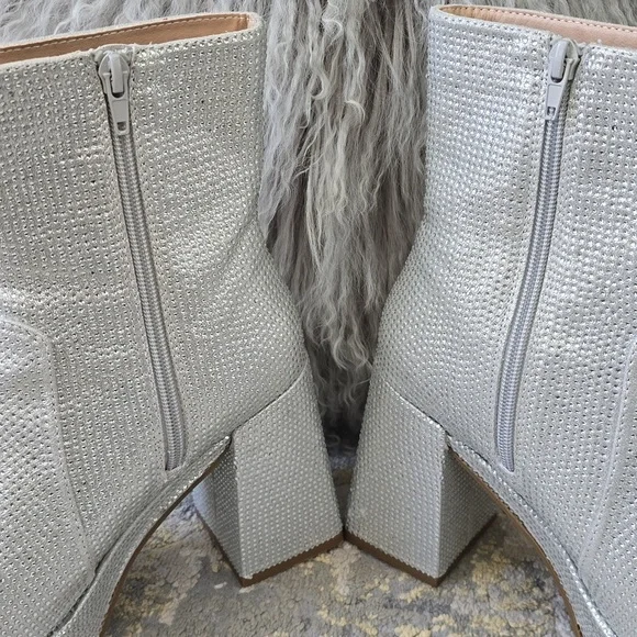 Mia Iva Silver Platform Boots | Sparkly Block Heel Ankle Boot| Size 7.5 - Picture 10 of 17